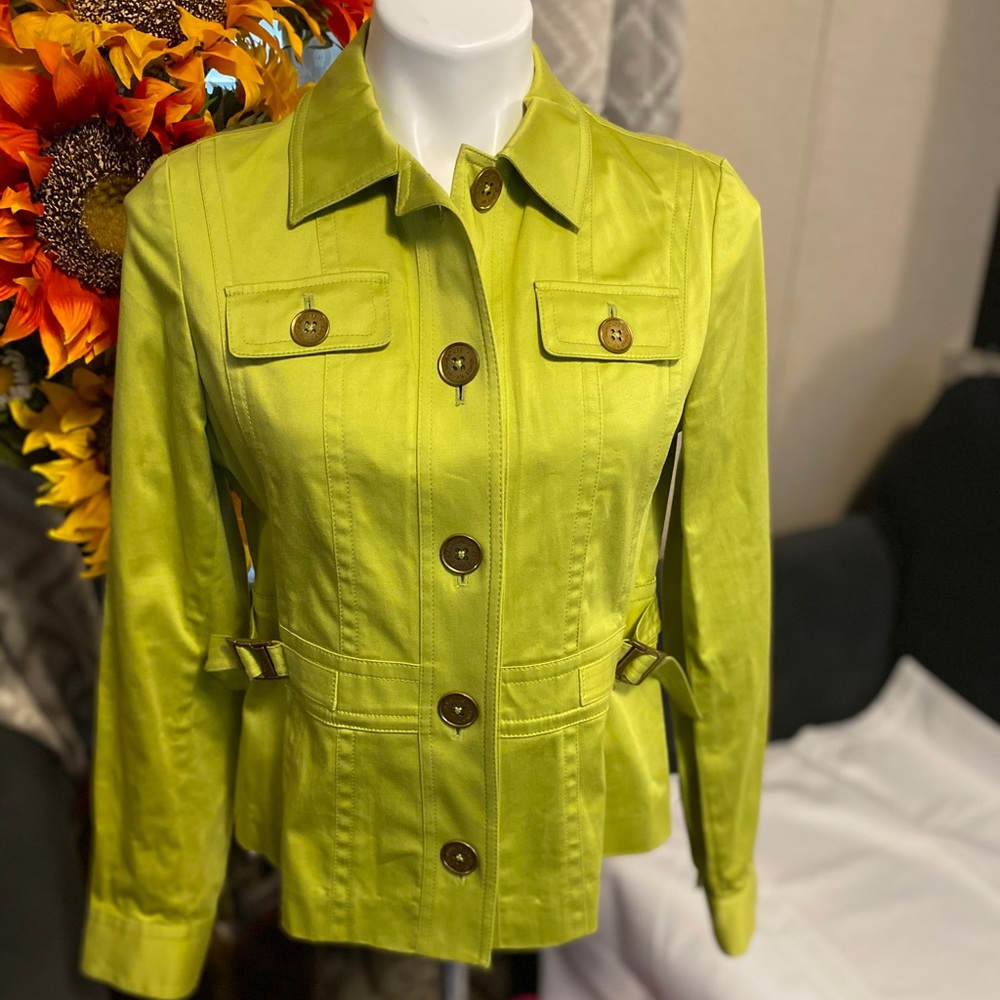 Jones New York light weight jacket